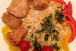 Томленая индейка в соево-сметанном соусе