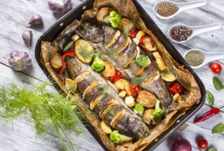 Морская рыба с лимоном