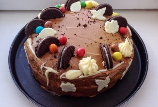 Бисквитный торт