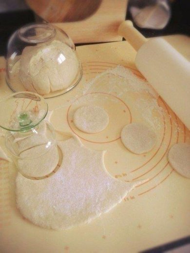 Пышки на сгущенке - Шаг 1