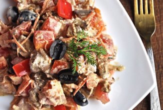 Салат с куриной печенью