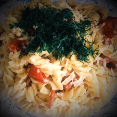 Паста с салями и консервированными томатами. - Шаг 6