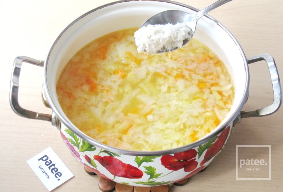 Суп с консервированной горбушей - Шаг 8