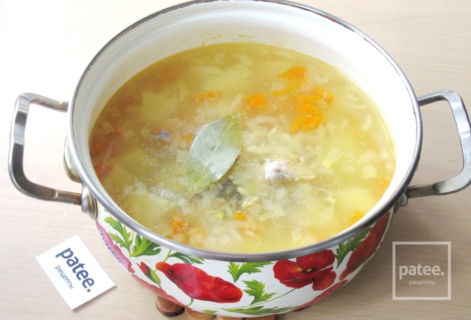 Суп с консервированной горбушей - Шаг 11