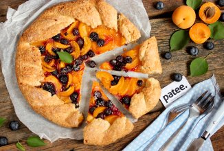 Галета с абрикосами и голубикой