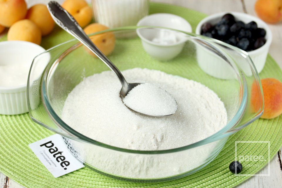 Галета с абрикосами и голубикой - Шаг 4