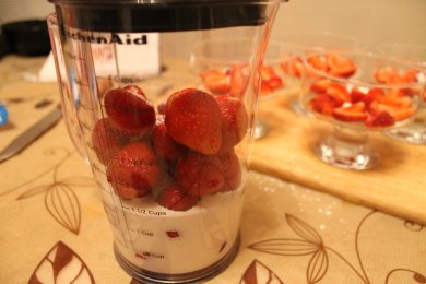 Aardbeienschuim op Waaslandse wijze/ Васландский клубничный мусс - приготовление