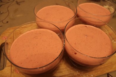 Aardbeienschuim op Waaslandse wijze/ Васландский клубничный мусс - приготовление