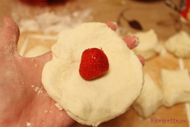 Jahodové knedlíky z tvarohového těsta/ Клубничные кнедлики из творожного теста - приготовление