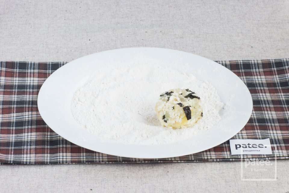 Котлеты картофельные с нори - Шаг 7