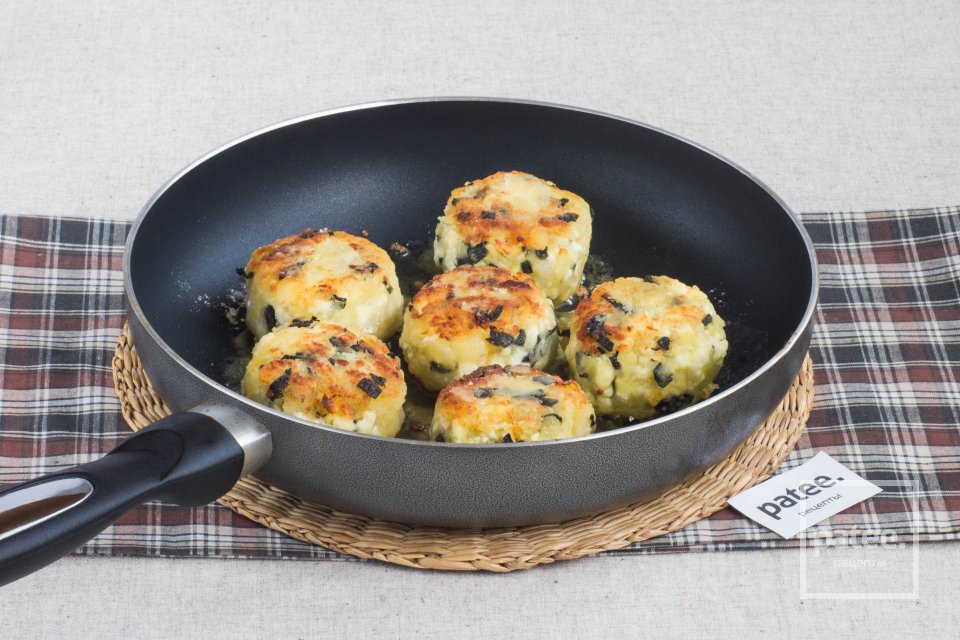 Котлеты картофельные с нори - Шаг 10