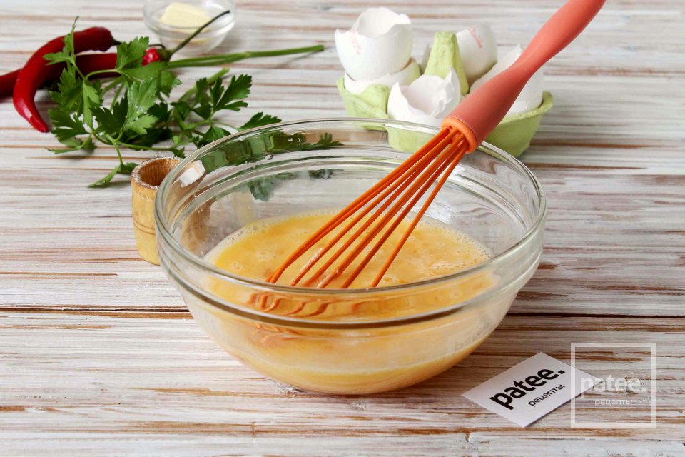 Острый рулет из омлета - Шаг 3