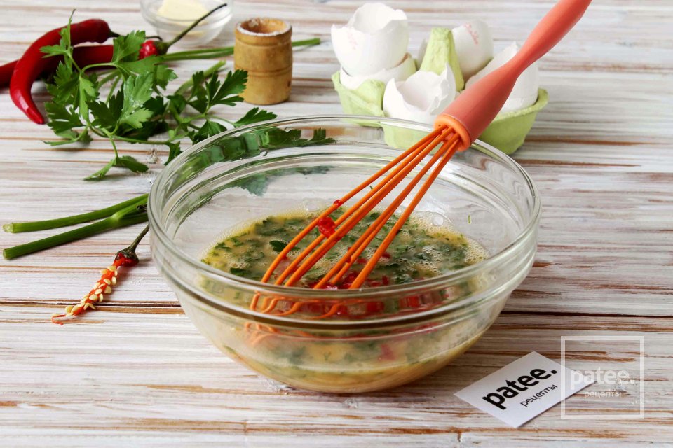 Острый рулет из омлета - Шаг 5