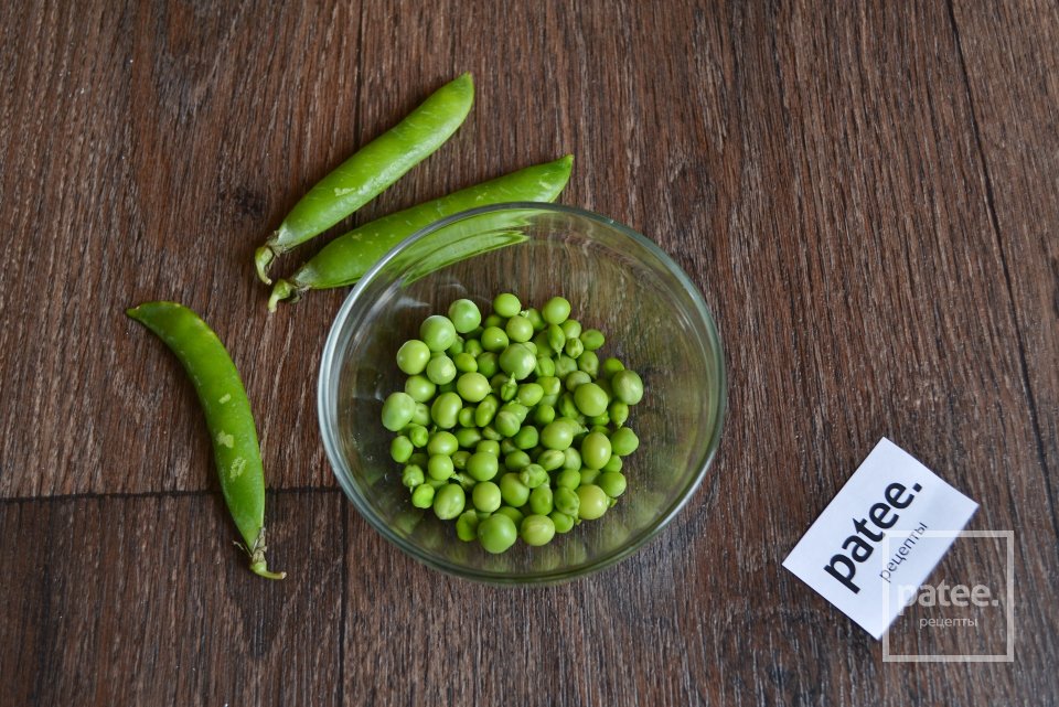 Омлет с помидорами, болгарским перцем и сыром - Шаг 8