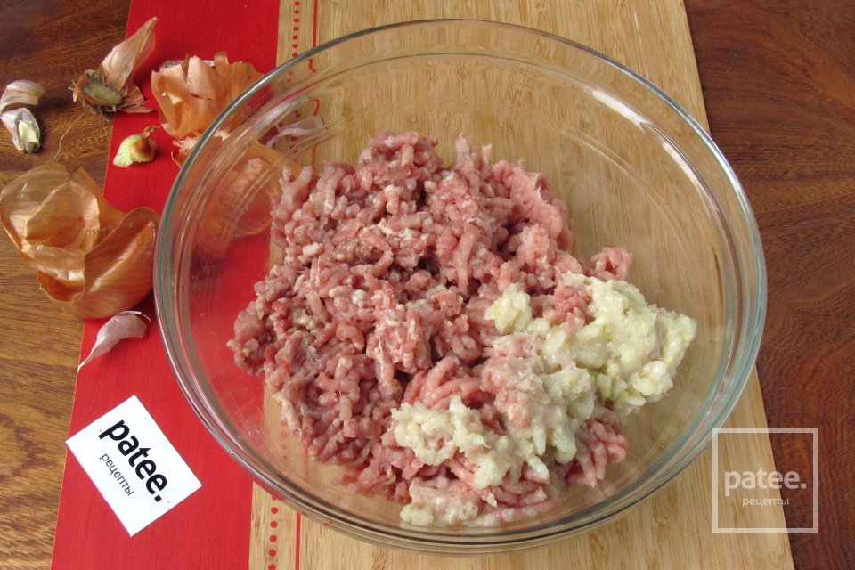 Свиные котлеты в духовке - Шаг 3