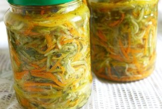 Салат на зиму "Огурцы по-корейски с морковью".