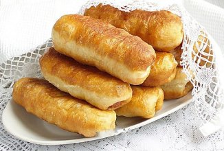 Жареные сосиски в тесте