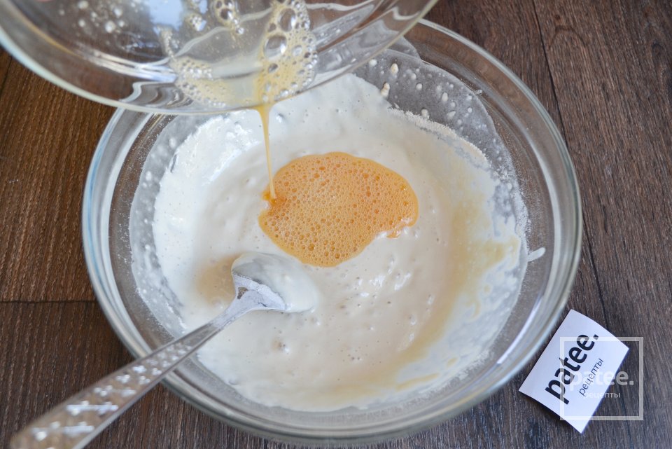 Плюшки с вишней и штрейзелем - Шаг 14