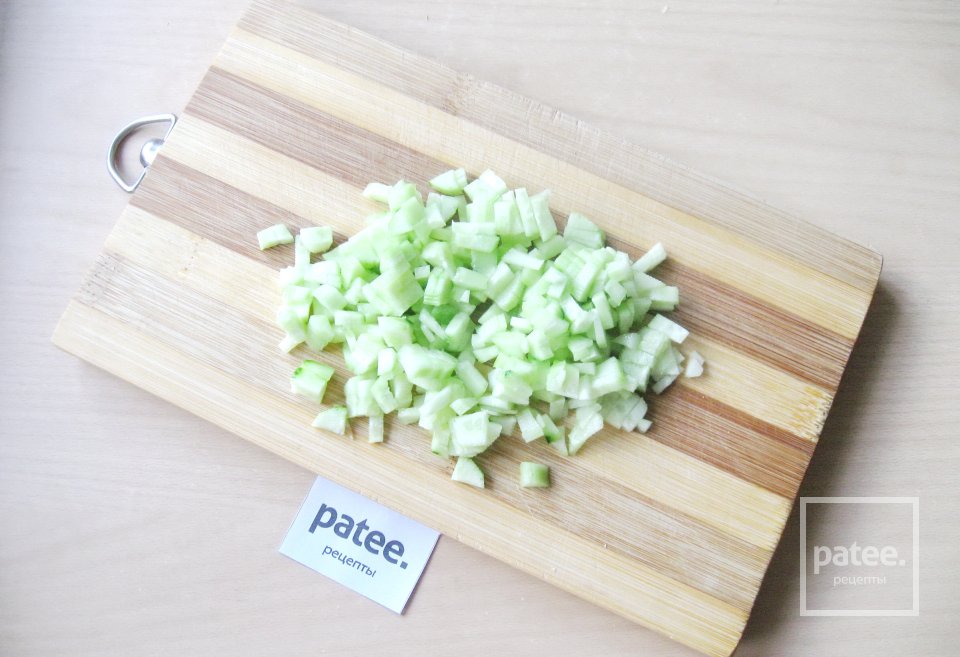 Окрошка  на газированной воде с майонезом - Шаг 5