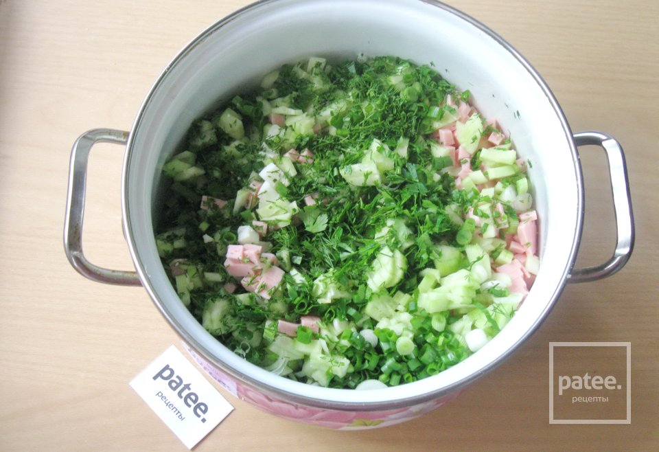 Окрошка  на газированной воде с майонезом - Шаг 8