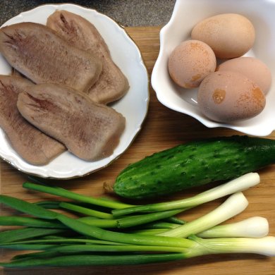 "Русская красавица" - легкий и освежающий холодный суп-свекольник на кефире. - Шаг 4