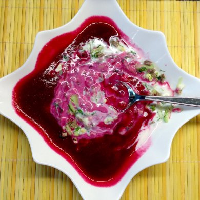 "Русская красавица" - легкий и освежающий холодный суп-свекольник на кефире. - Шаг 8