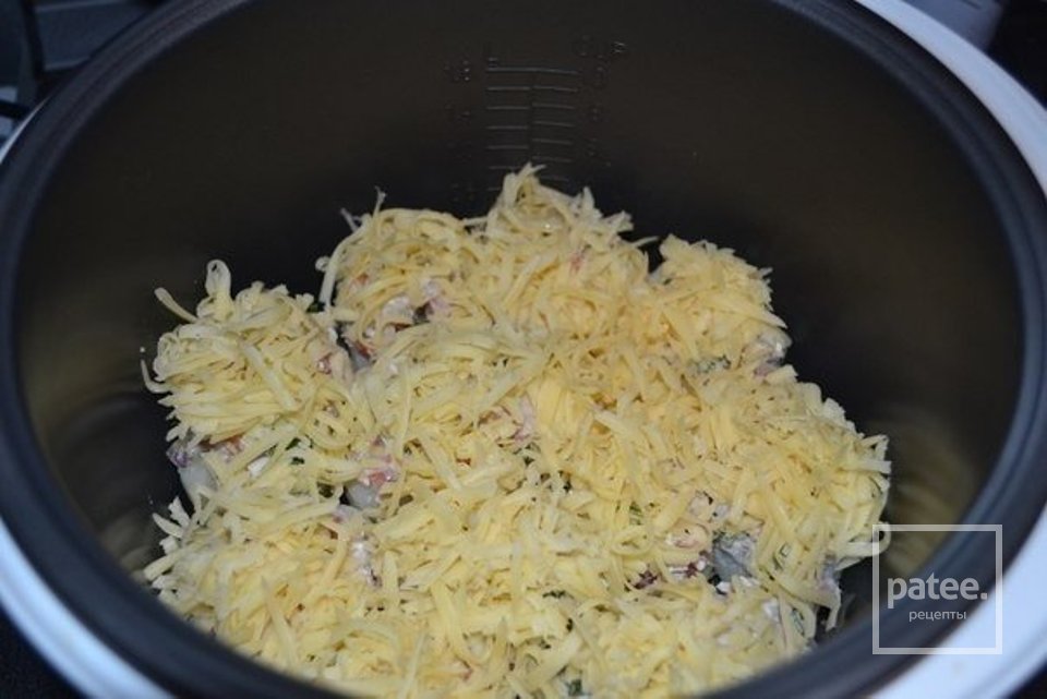 Картофель, фаршированный копченой курицей и овощами под сыром - Шаг 3