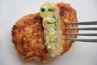 Куриные котлеты с начинкой