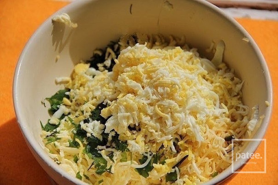 Куриные котлеты с начинкой - Шаг 2