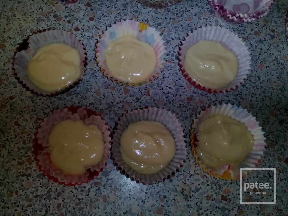 МАФФИНЫ С КЛУБНИКОЙ - Шаг 6