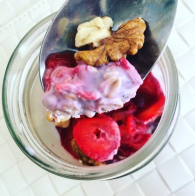 Вкусный и полезный завтрак🍓🌰