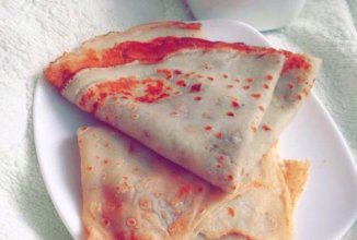 Блины из ржаной муки с красной рыбой