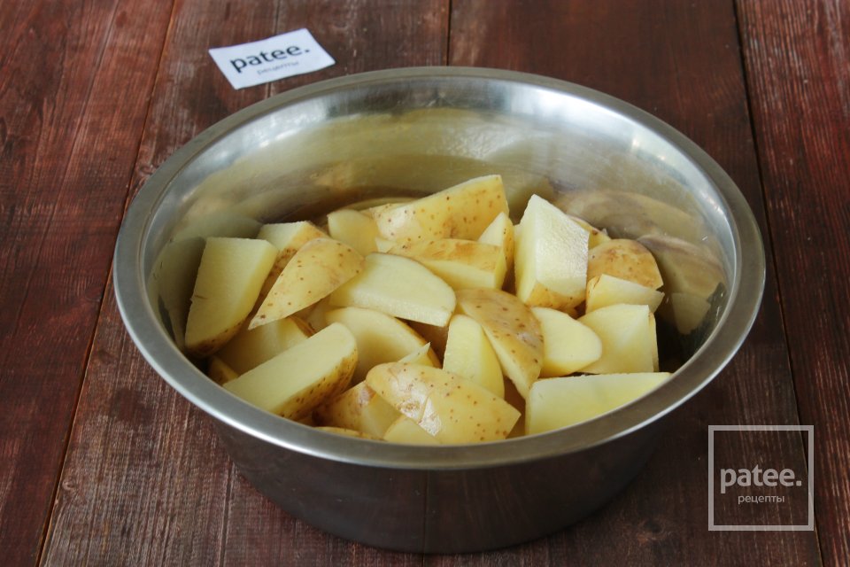 Картофель с куриным филе в сметане - Шаг 2