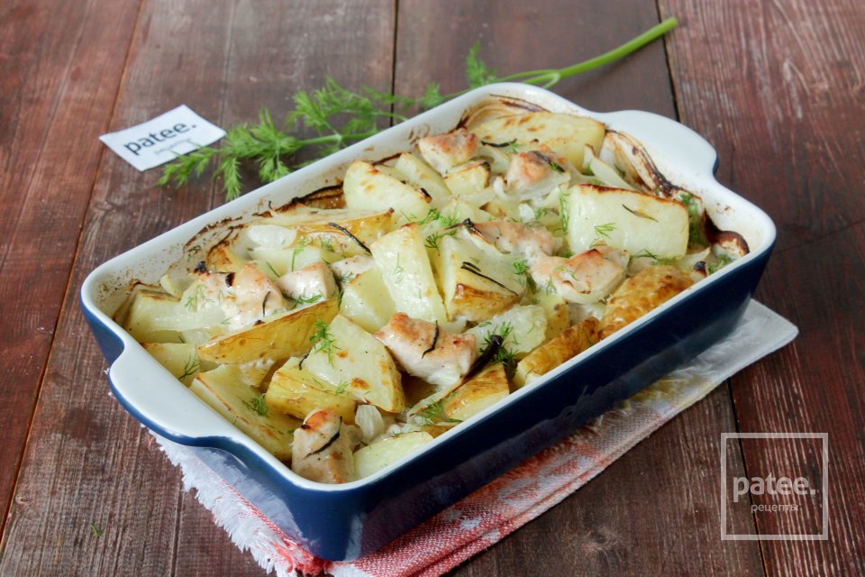 Картофель с куриным филе в сметане - Шаг 12