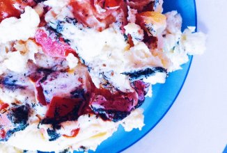 ПП омлет в микроволновке с сыром и помидоркой. За 5 минут