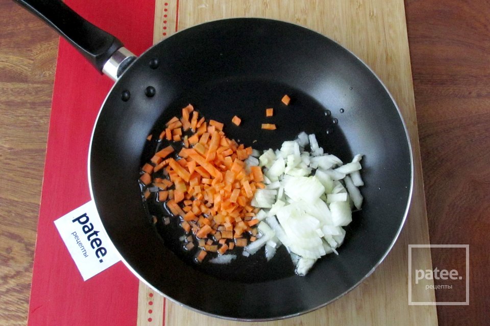 Суп с зелёной гречкой, помидорами и фрикадельками из крольчатины - Шаг 10