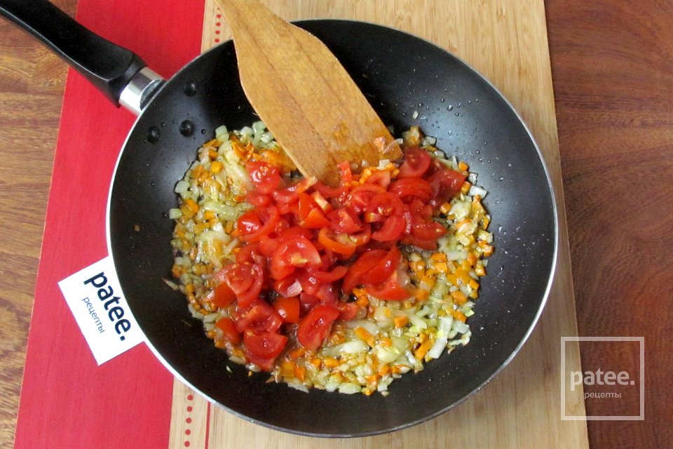 Суп с зелёной гречкой, помидорами и фрикадельками из крольчатины - Шаг 11