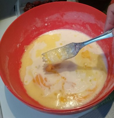 Клафути с черешней - Шаг 4