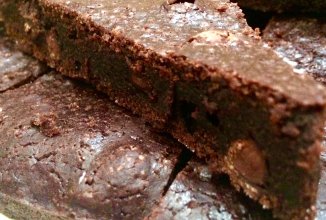 Торт с шоколадными чипсами