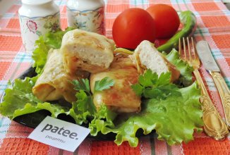 Голубцы из свинины с куриным филе и молодой капустой