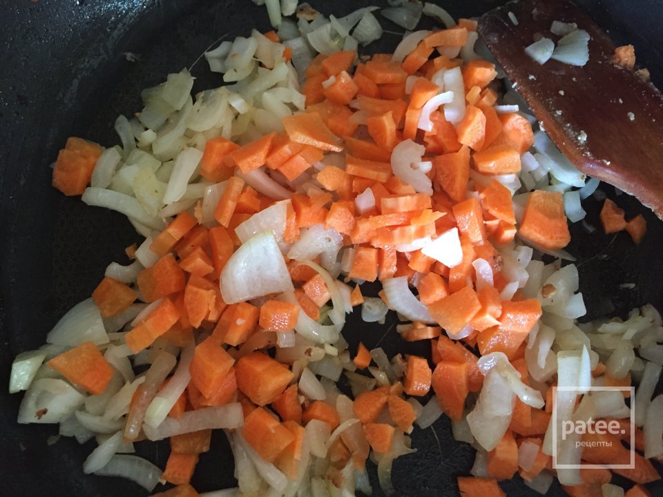 Жаркое из свинины с картошкой и томатным соком - Шаг 3