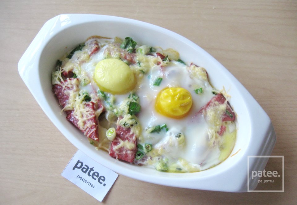 Картофель с салями и яйцами - Шаг 10