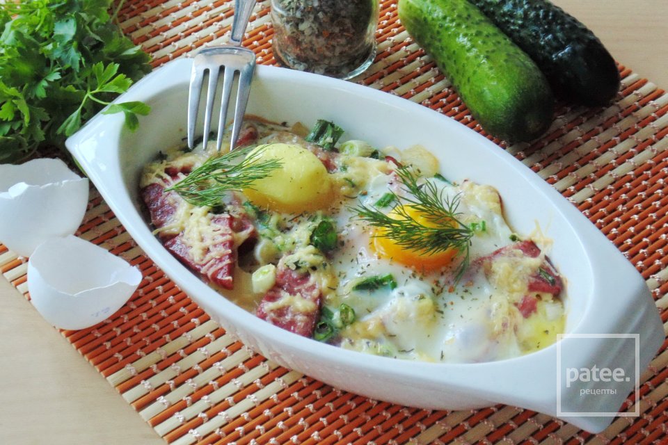 Картофель с салями и яйцами - Шаг 11