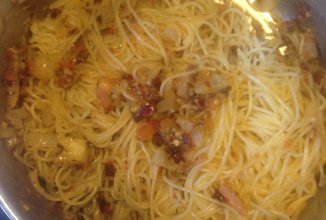 Макароны с томатным соусом