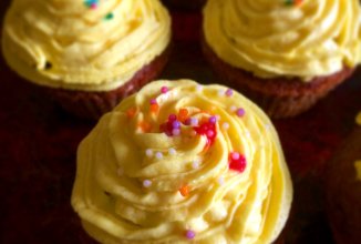 Морковные капкейки