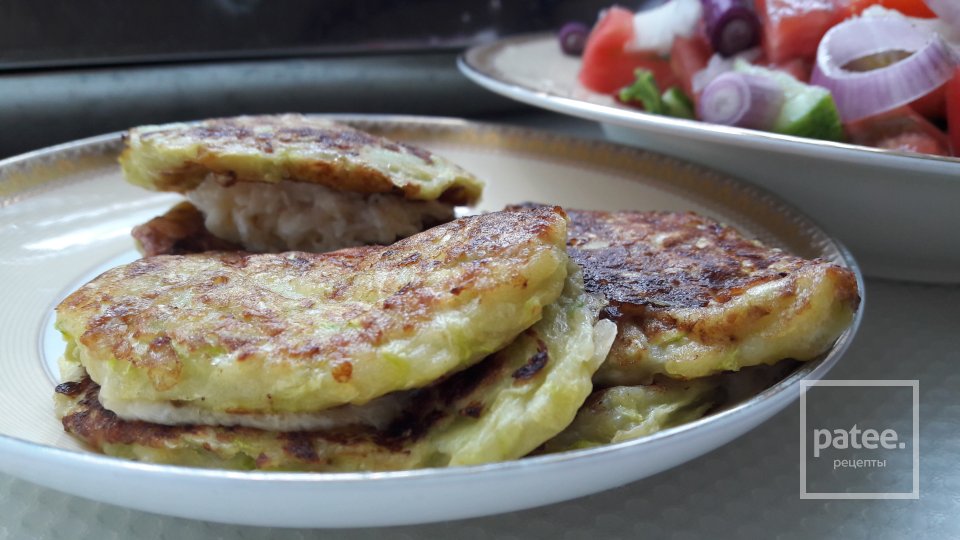 Кабачковы оладушки с сырной начинкой - Шаг 6