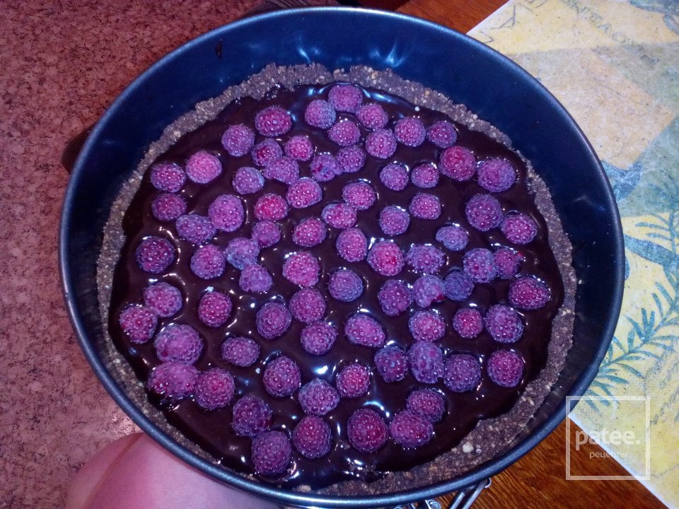 шоколадный пирог с малиной - Шаг 9