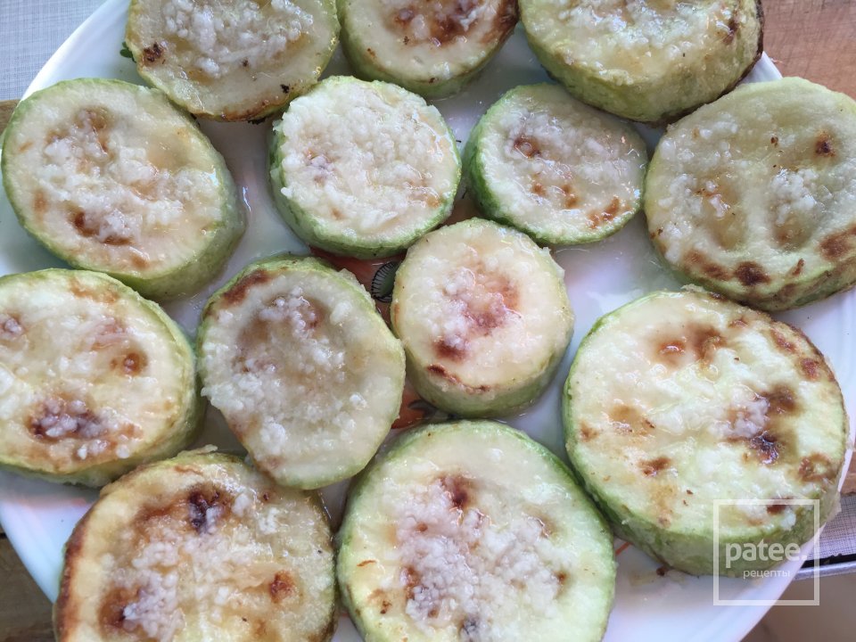 Закуска из кабачков с помидорами - Шаг 6