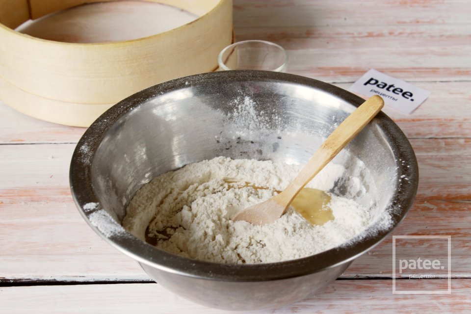 Пицца с салями по-домашнему - Шаг 5