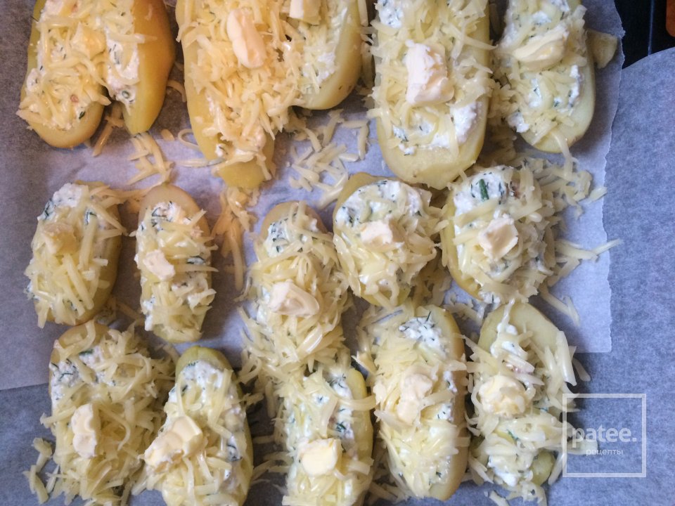 Запечённый картофель с творогом и сыром. - Шаг 6